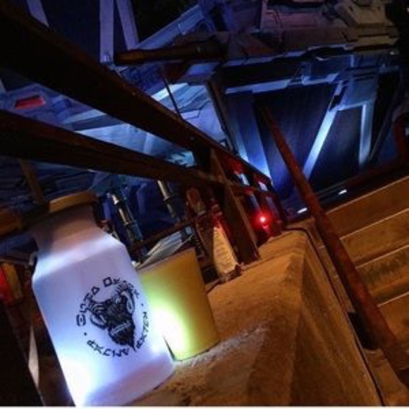 Disney Parks Star Wars Galaxy’s Edge Milk Jug Light Up Sipper Bubo Wamba NEW - Picture 3 of 8